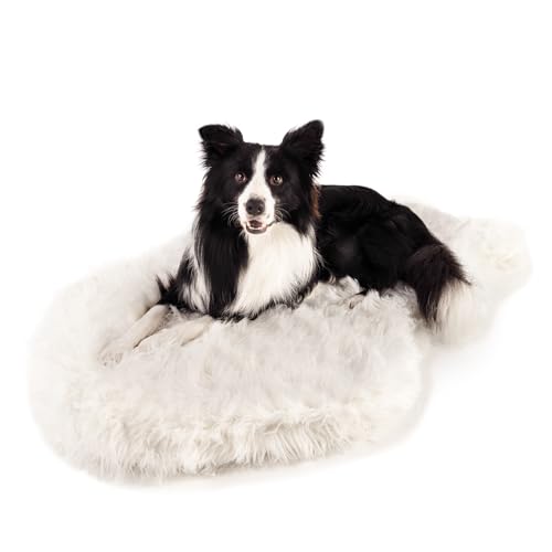 PupRug Orthopädisches Hundebett aus Kunstfell, Kurve Polarweiß, Größe L/XL (127 x 76,2 cm) von PAW BRANDS