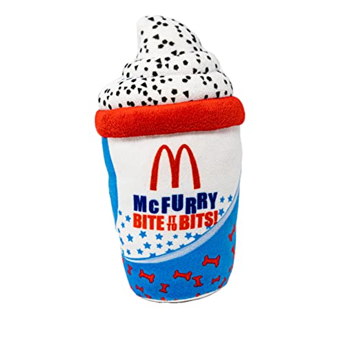 PAWzarre McFurry Hundespielzeug, Retro-Shake, quietschend, Parodie Mc Donalds Mc Flurry Milchshake-Spielzeug, Cookies N Cream, lustiges kreatives Hundespielzeug von PAWzarre