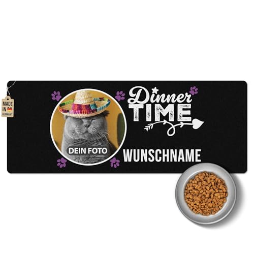 PR Print Royal Napfunterlage mit Name und Foto selbst gestalten - Dinner Time - Futtermatte für Hunde & Katzen - Personalisierte Geschenkidee, Waschbar | 80 x 30 cm, rutschfest von PR Print Royal