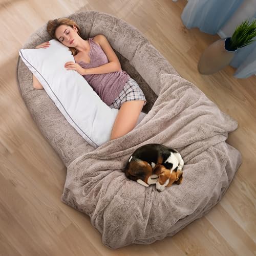 PackofCuddles Hundebett für Erwachsene mit flauschiger Decke und Ganzkörperkissen, bequemes riesiges Hundebett für Menschen, Haustiere, Kinder und Familien, orthopädisches Schlafsack, Braun, Größe M von PackofCuddles