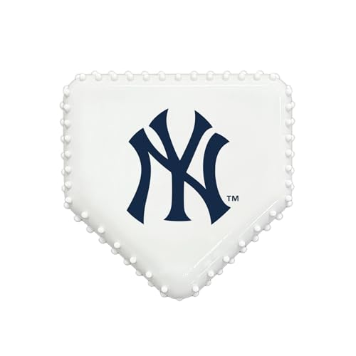 Pets First MLB New York Yankees Hartes Nylon Baseball Home Plate Dog Chew Toy, Interaktives und lustiges Kauspielzeug für Hunde, Speckgeschmack, Starkes langlebiges Kauspielzeug für Haustiere von Pets First