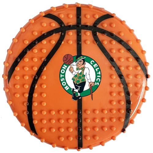 Pets First NBA Boston Celtics Basketball-Kauspielzeug aus hartem Nylon mit Speckgeschmack, unzerstörbares Kauspielzeug für Hunde und Katzen, Zerren, Apportierspielzeug, sportliches lustiges Spielzeug von Pets First