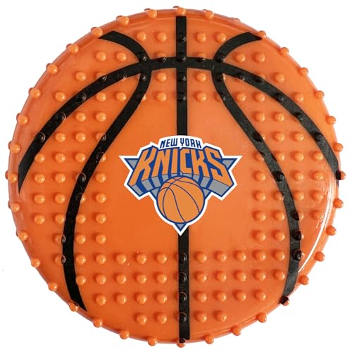 Pets First NBA NY Knicks Basketball-Kauspielzeug aus hartem Nylon mit Speckgeschmack, unzerstörbares Kauspielzeug für Hunde und Katzen, Zerren, Apportierspielzeug, sportliches lustiges Spielzeug für von Pets First