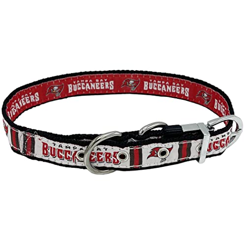 Pets First Tampa Bay Buccaneers Wendbares NFL Hundehalsband Größe M, Premium Zweiseitiges Haustierhalsband mit Ihrem Lieblings-NFL Team von Pets First