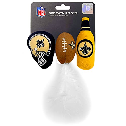 BEST PLUSH CAT TOY - NFL NEW ORLEANS SAINTS Komplettes Set mit 3 Stück Katzenspielzeug gefüllt mit frischer Katzenminze Enthält: 1 Helm Katzenspielzeug 1 Fußball Katzenspielzeug mit Federn & 1 von Pets First