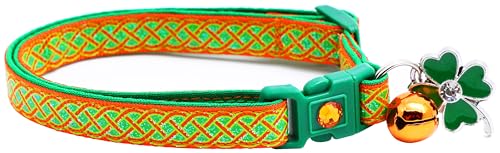 Celtic Knot St. Patrick's Day Katzenhalsband mit Glöckchen und Anhänger, Sicherheits-Halsband, verstellbar, Größe L oder Kätzchenhalsband (Orange, L (4,5 kg und höher) von Pugs to Persians