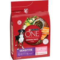 PURINA ONE Medium/Maxi Sensitive Lachs - 2,5 kg von Purina One