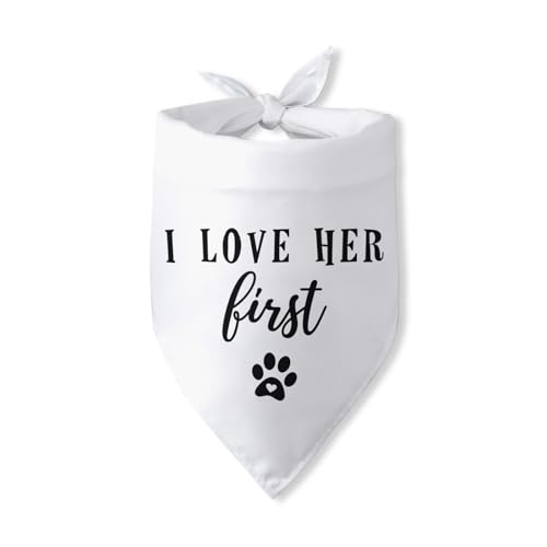 Hundehalstuch, Aufschrift "I Love Her First Dog", für Verlobung, Hochzeit, Verlobung, Ankündigung, Fotos, Welpen, Bandana, Dreieck-Lätzchen, Schal, Zubehör für kleine, mittelgroße Hunde und Haustiere von Pwrlveiut