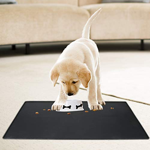 Qukaim Pet Car Mat Waterproof Black Silicone Pet Feeding Mat, Non-Slip Dog Cat Food Water Placemat for Eating, Car Travel, 45 x 30 cm, Pet Supplies von Qukaim