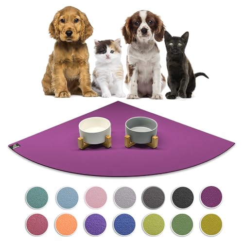 SanoZoo® - Napfunterlage, Öko-TEX - Made in Germany - rutschfeste Futtermatte für Hunde & Katzen, Eckrund 60 x 60 cm Pflaume von SanoZoo