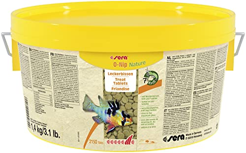 sera O-Nip Nature 2,2l (1,4 kg) - Leckerbissen als Hafttabletten mit 7% Krill für die gesunde Abwechslung - Fischfutter fürs Aquarium mit sehr hoher Verwertbarkeit, somit weniger Algen von sera