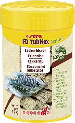 sera FD Tubifex Nature 100 ml (12 g) - Der proteinreiche Leckerbissen für zusätzliche Energie - Fischfutter fürs Aquarium mit sehr hoher Verwertbarkeit, somit weniger Algen, Panzerwelse buddeln gern danach von sera