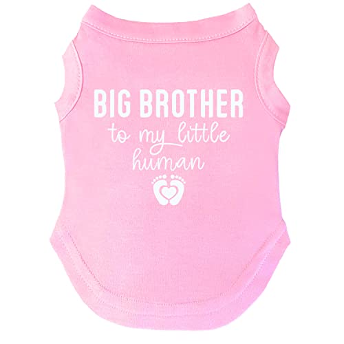 Big Brother to My Little Human Dog Tee Shirt Größen für Welpen, Spielzeug und große Rassen (Baby Pink, 5X-Large 167) von Tees & Tails