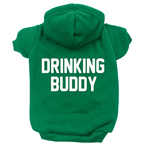 Drinking Buddy St. Patrick's Day Hunde-Kapuzenpullover, Fleece-gefüttert, Sweatshirt mit Loch für die Leine (grün, Größe 3XL) von Tees & Tails