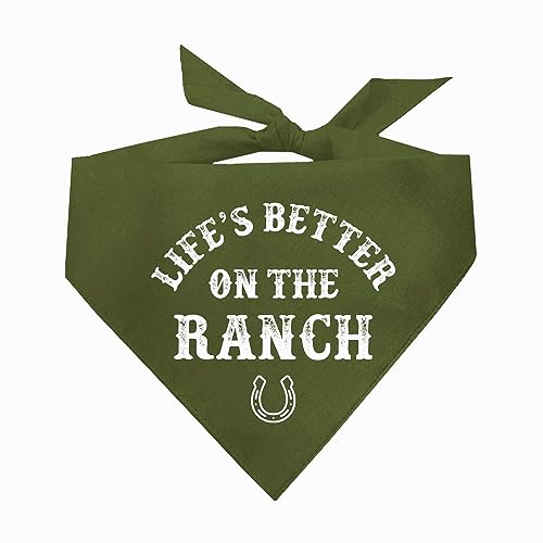 Life is Better On The Ranch Hundehalstuch, Militärgrün, OS 1096 von Tees & Tails