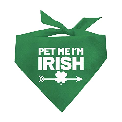 Pet Me I'm Irish St. Patricks Day Hundehalstuch, Kelly Green von Tees & Tails