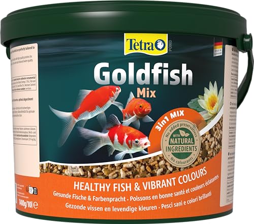 Tetra Pond Goldfish 3in1 Mix - Fischfutter-Mischung aus Flocken, Sticks und Gammarus für alle Goldfische und Kaltwasserfische im Teich, 10 L Eimer von Tetra