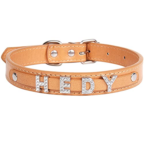 12 Farben Benutzerdefinierte ID Name Haustier Katze Hundehalsband Personalisierte Leder Welpenhalsbänder für kleine mittelgroße große Hunde mit Strass Letter-Khaki_Dog_Cat_Collar_M_ (26-34_CM) von Tlwrnop