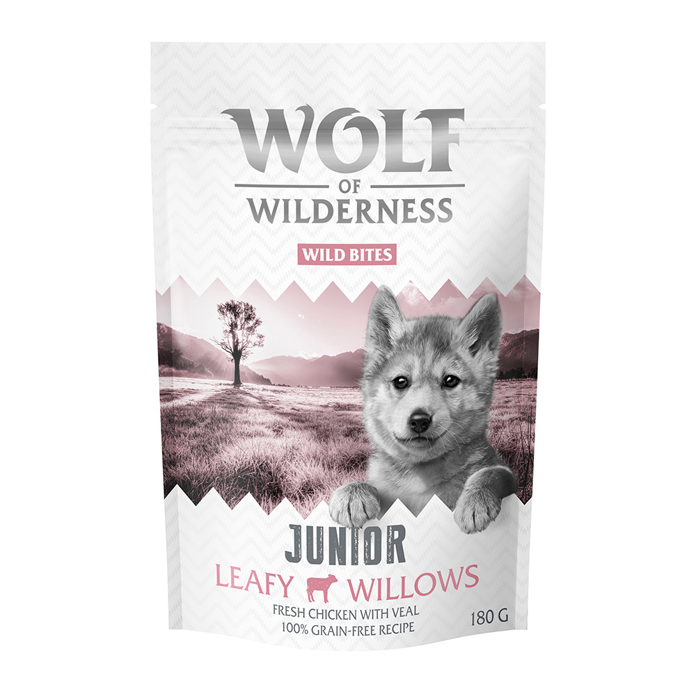 Bis zu 20% Rabatt! 2 x 180 g Wolf of Wilderness "Wild Bites" Snacks - JUNIOR Leafy Willows - Kalb (kleine Würfel) von Wolf of Wilderness