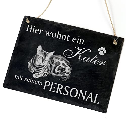 Schiefertafel Katze Deko Schild - Bengalkatze - Hier wohnt EIN Kater mit seinem Personal 22 x 16 cm Katzen Dekoration Zubehör Katzendeko von dekolando