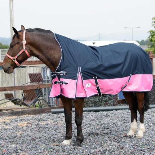 eQuitack Your Passion Is Our Mission Outdoor Winterdecke Turnout 100% Wasserdicht 1200D 100G Fulling Highneck - Navy/Rosa 125cm von eQuitack Your Passion Is Our Mission