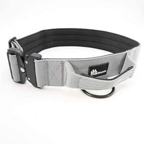 Taktisches Hundehalsband mit Gravur Name + Telefon, Robustes Nylon, Gepolsterte Innenseite, Verstellbar & Mit Griff. Robuste Metallschnalle. Perfekt für Training & Outdoor Silbergrau/L 45-64cm von mypfote.com