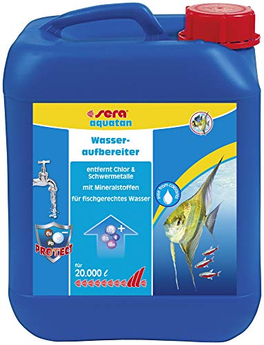 sera aquatan 5 l | Wasseraufbereiter Aquarium entfernt sofort Chlor & Schwermetalle | Mit Mineralstoffen für fischgerechtes Wasser | pH-Neutrale & Hautschutzkolloide | Für 20.000 Liter Aquarienwasser von sera