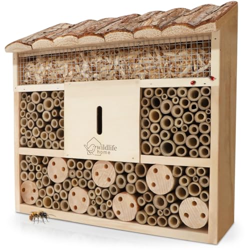 WILDLIFE HOME Bienenhotel Insektenhotel mit Rindendach I Unbehandelt, Bienenhaus aus Massiv-Holz für Bienen, Marienkäfer & Florfliegen, Insektenhaus I Nisthilfe Insektenhotel zum Aufhängen von wildlife home